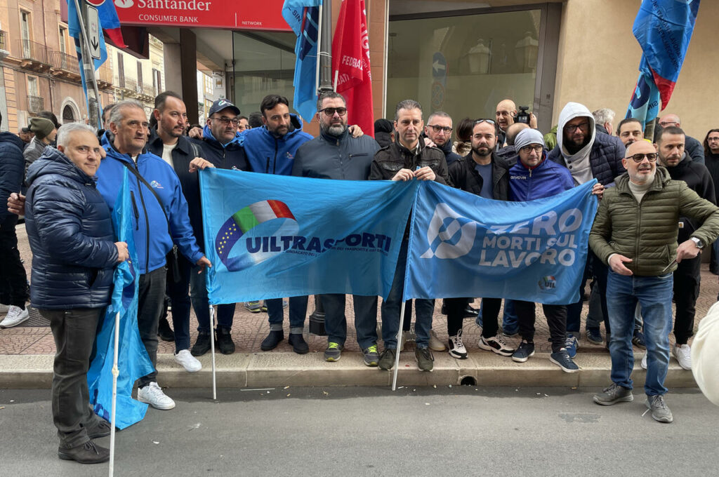 Vertenza ex lavoratori TCT: i sindacati chiedono un incontro al ministro Salvini
